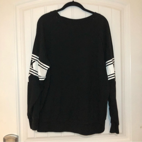 PINK Victoria’s Secret Black & White Striped Long Sleeve Crew Neck Size Large - Picture 4 of 8
